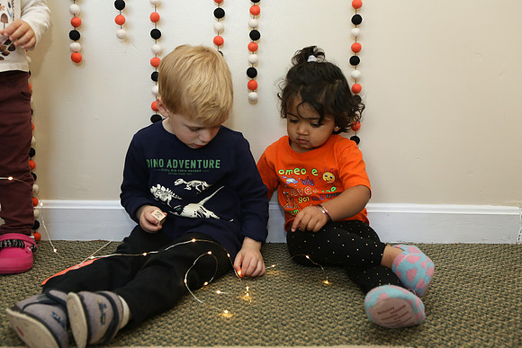 015-halloween-walnut-park-toddler-5684-2