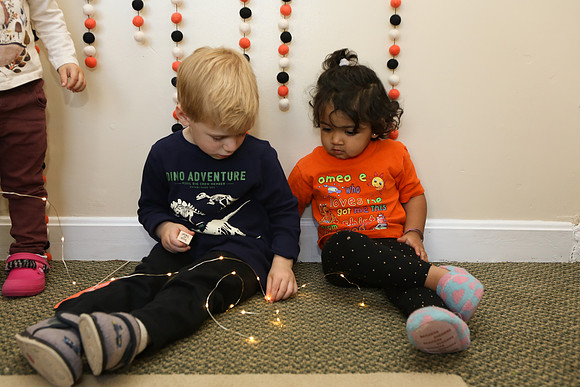 013-halloween-walnut-park-toddler-5682-2