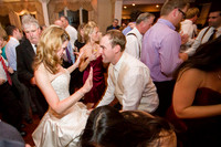 735-ocean-cliff-wedding-newport3029