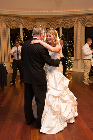 543-ocean-cliff-wedding-newport2455