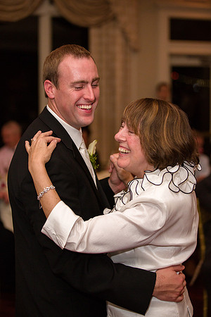 566-ocean-cliff-wedding-newport0133