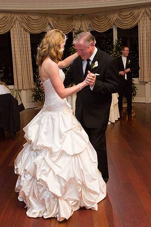 541-ocean-cliff-wedding-newport2453