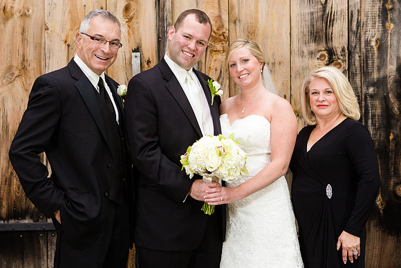 145-178topsfield-commons-wedding1660