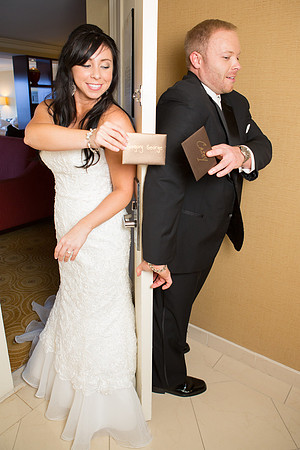 174Boston-Marriott-Long-Wharf-Wedding-Fuccis-Photos0404