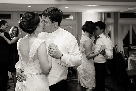1385-barker-tavern-wedding-3368-2