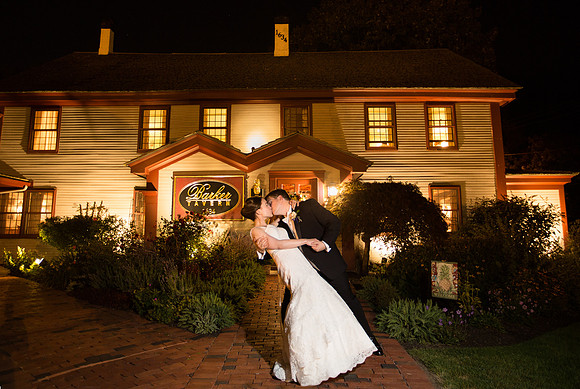 1253-barker-tavern-wedding-3099-Edit