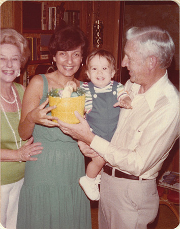 courtney sammy with yvonne and sam 1