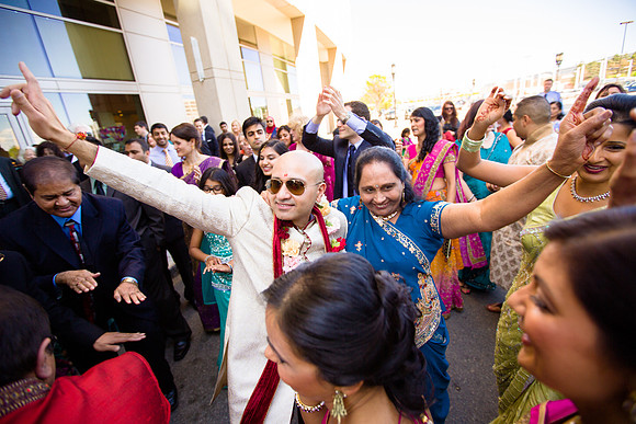 347-renaissance-boston-waterfront-hotel-wedding9435