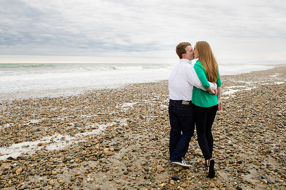 043duxbury-beach-engagement-Fuccis-Photos8959