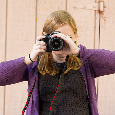 how-to-hold-camera-001-4385