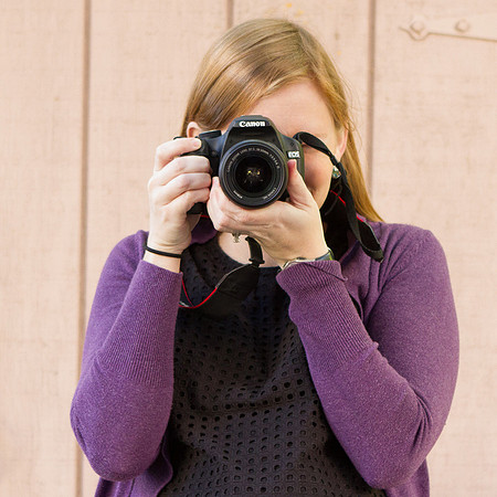 how-to-hold-camera-005-4398