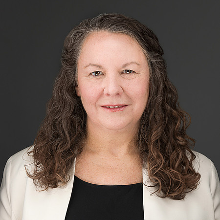 Michelle Mischke1113-square