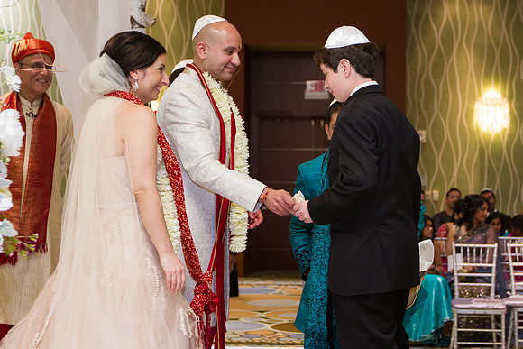 699-renaissance-boston-waterfront-hotel-wedding2437