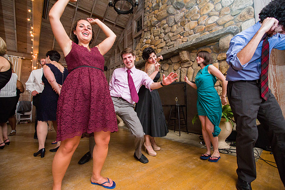 664-Alissa-Jared-vineyard-wedding-9328