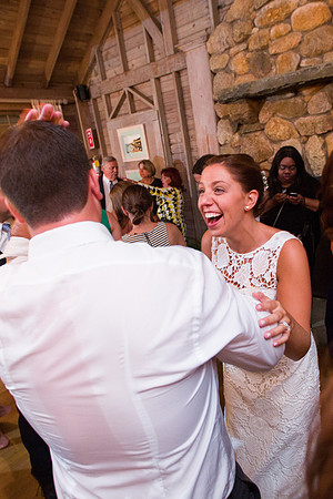 483-Alissa-Jared-vineyard-wedding-9046