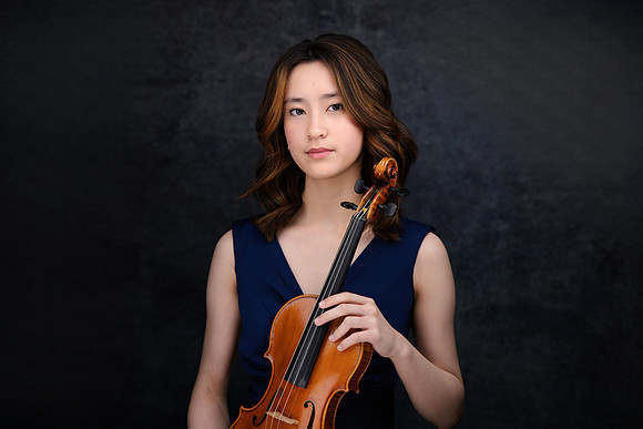 Sarah-Guo-37