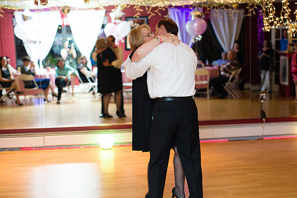 016-Kathy-Dom-40th-7056