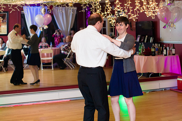023-Kathy-Dom-40th-7082