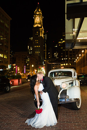 889Boston-Marriott-Long-Wharf-Wedding-Fuccis-Photos1212
