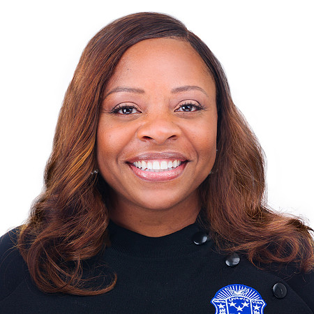 tracy-dennis-sorority-no-pearls-2