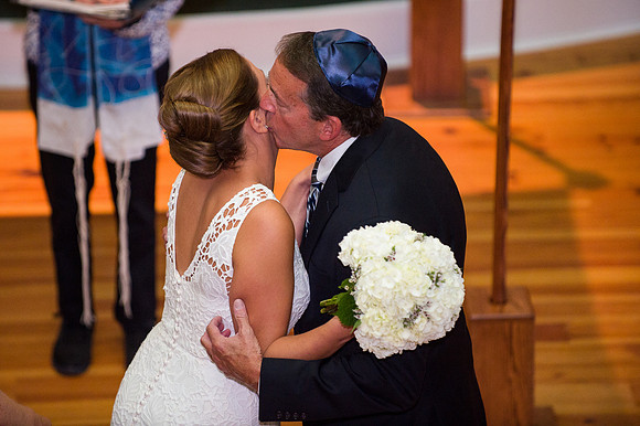 262-Alissa-Jared-vineyard-wedding-4198