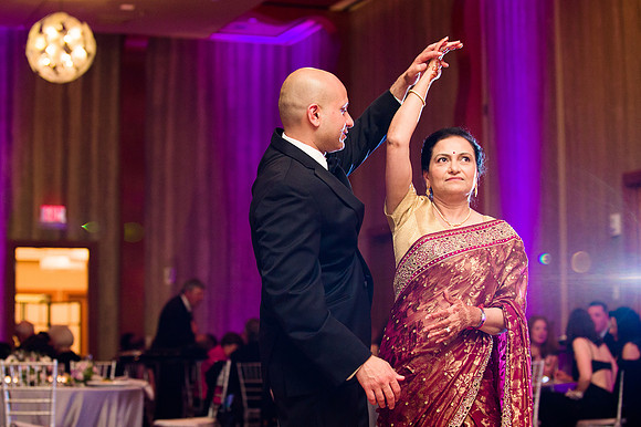 979-renaissance-boston-waterfront-hotel-wedding4859