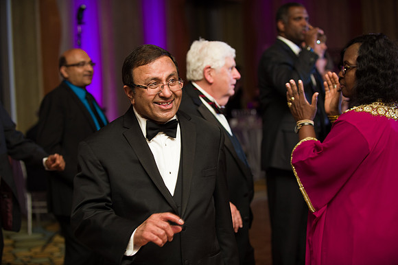 1029-renaissance-boston-waterfront-hotel-wedding4923