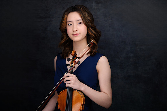 Sarah-Guo-22