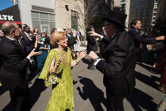 241-renaissance-boston-waterfront-hotel-wedding9042