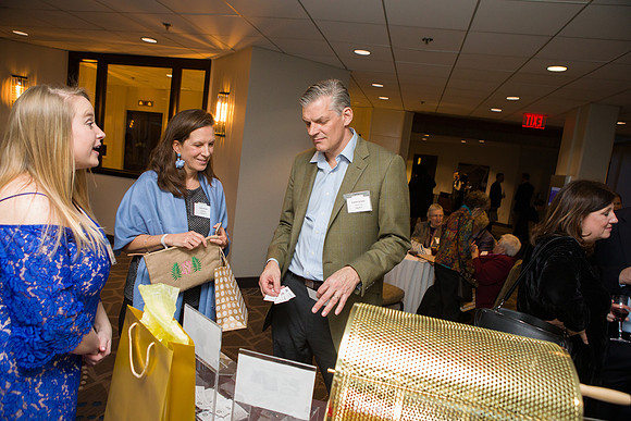 2019-jwp-gala-auction-23