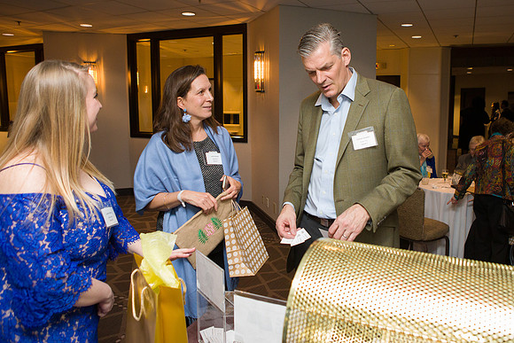 2019-jwp-gala-auction-24