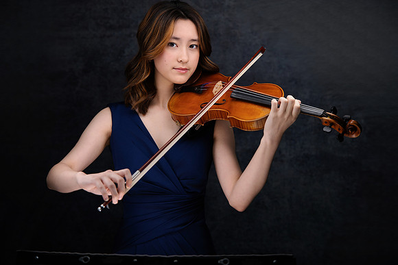 Sarah-Guo-58