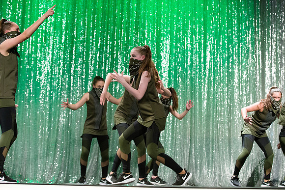 191-2019-all-that-jazz-recital-9550