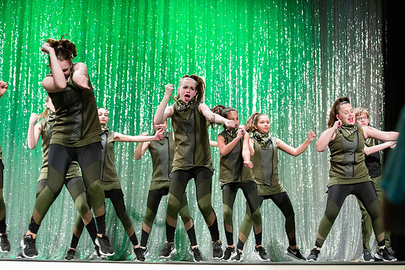 195-2019-all-that-jazz-recital-9555
