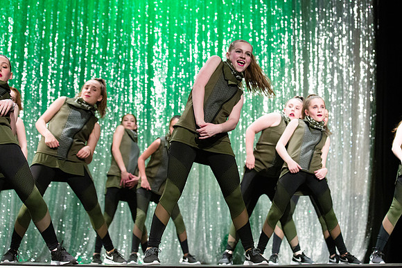 211-2019-all-that-jazz-recital-9608