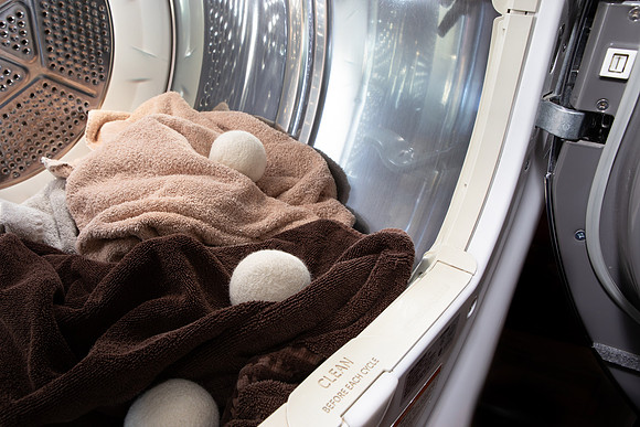 inside-dryer-balls