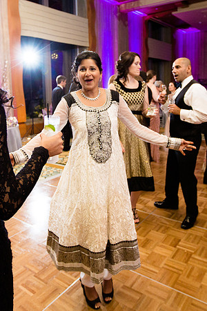 1108-renaissance-boston-waterfront-hotel-wedding0541