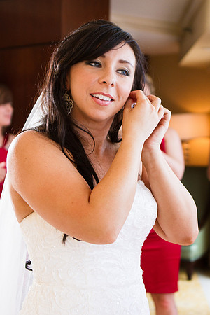 119Boston-Marriott-Long-Wharf-Wedding-Fuccis-Photos0775-Edit