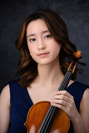 Sarah-Guo-195