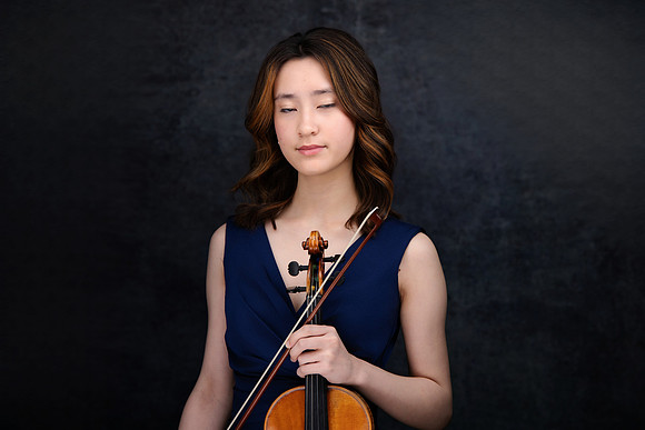 Sarah-Guo-32