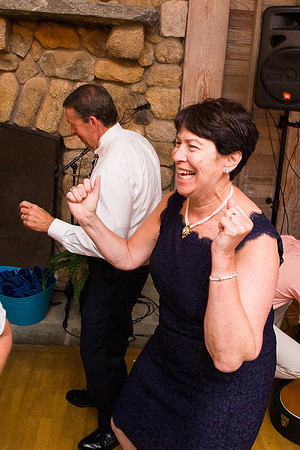 431-Alissa-Jared-vineyard-wedding-8808