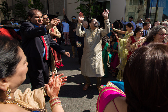 247-renaissance-boston-waterfront-hotel-wedding9100