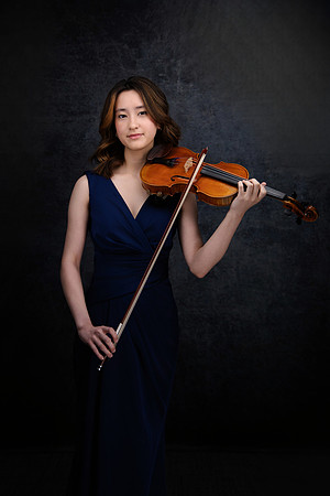 Sarah-Guo-79