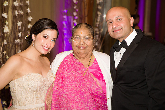 958-renaissance-boston-waterfront-hotel-wedding1440