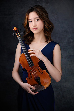 Sarah-Guo-158
