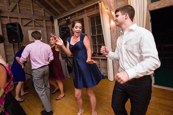 663-Alissa-Jared-vineyard-wedding-9324