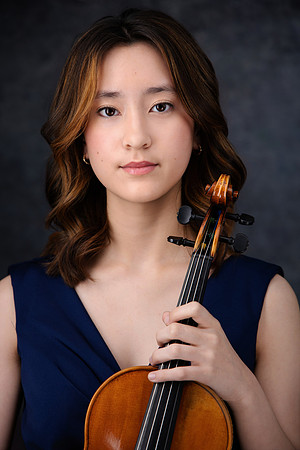 Sarah-Guo-175