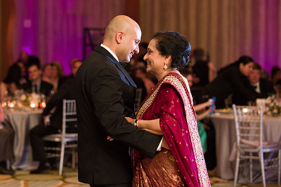 976-renaissance-boston-waterfront-hotel-wedding4851