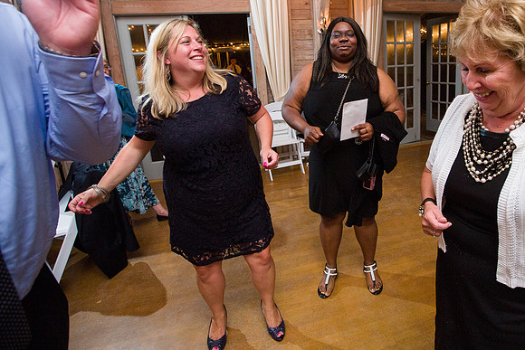 662-Alissa-Jared-vineyard-wedding-9322