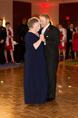 551Boston-Marriott-Long-Wharf-Wedding-Fuccis-Photos0929